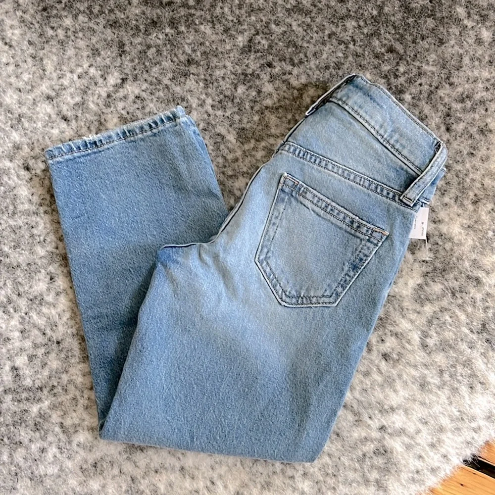 Gap Kids Girls’ High Rise '90s Light Wash Loose Jeans—5